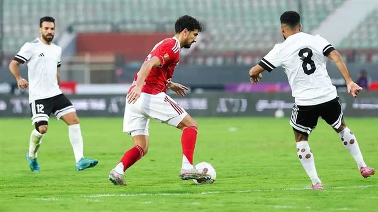 القنوات المفتوحة الناقلة لمواجهة الأهلي وطلائع الجيش في الدوري المصري 2025-2026